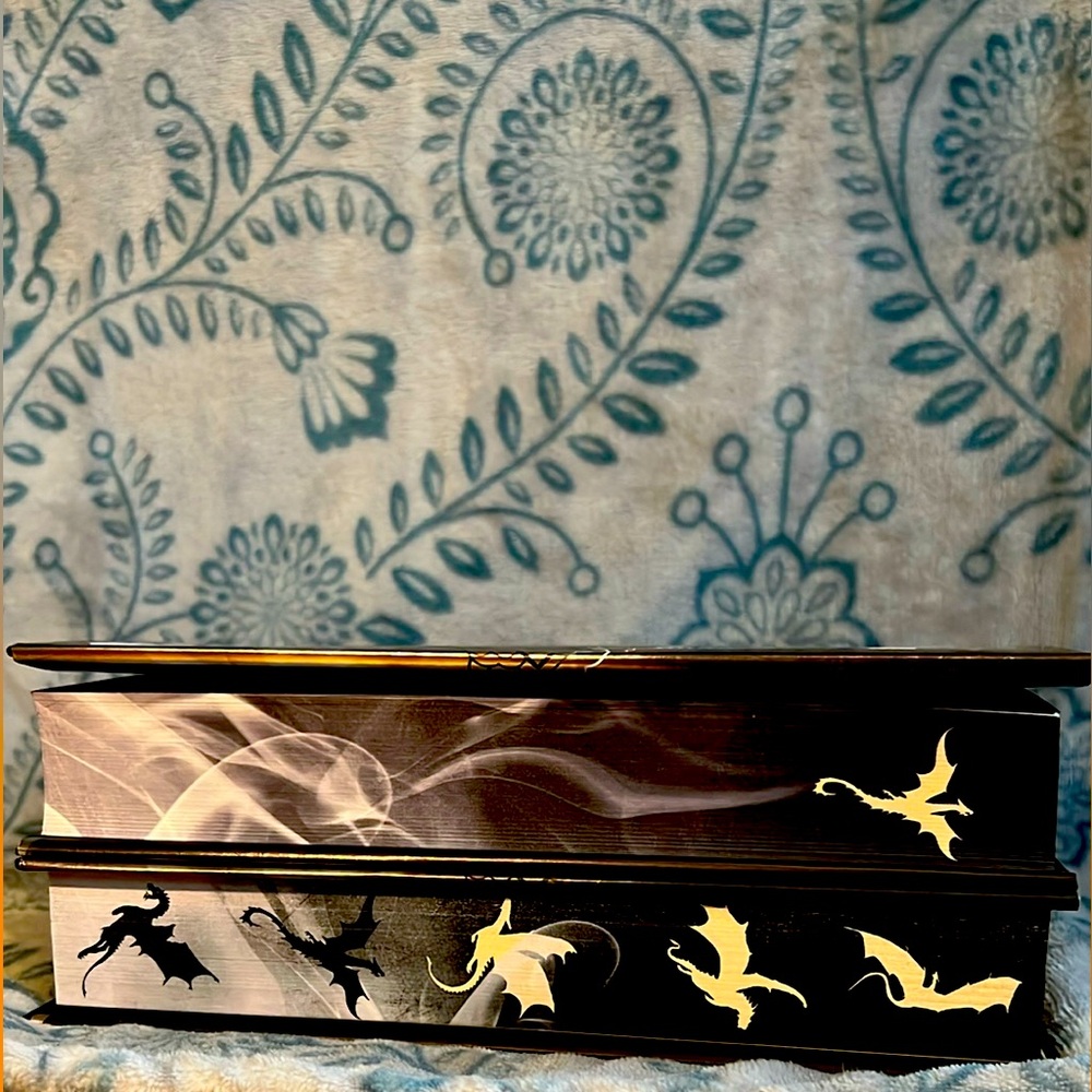 Onyx Storm target limited edition and deluxe limited edition